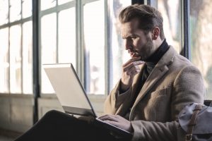 5 reasons to not to use WhatsApp in your company